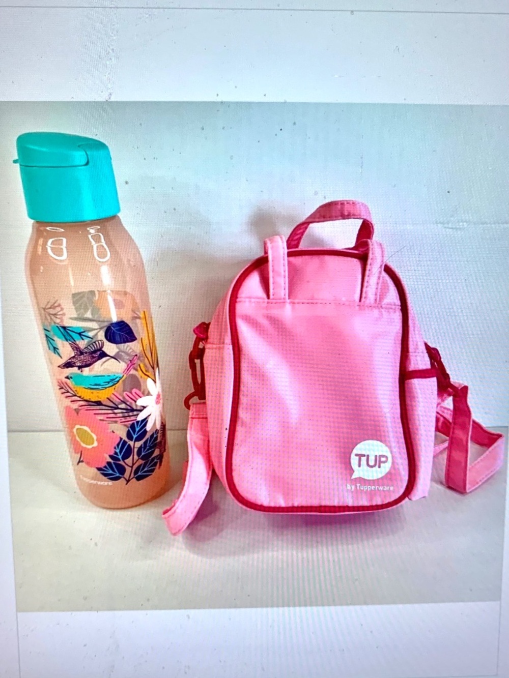 New TUPPERWARE Pink Crossbody Case/lunch bag & Tropical 25 OZ Eco Water Bottle